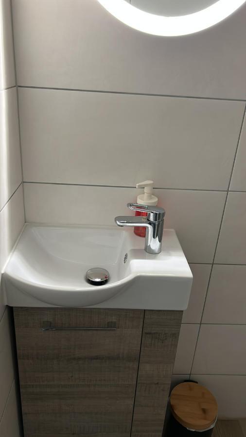 Studio T A 5Mn Euro Airport Avec Terrasse Saint-Louis  Εξωτερικό φωτογραφία